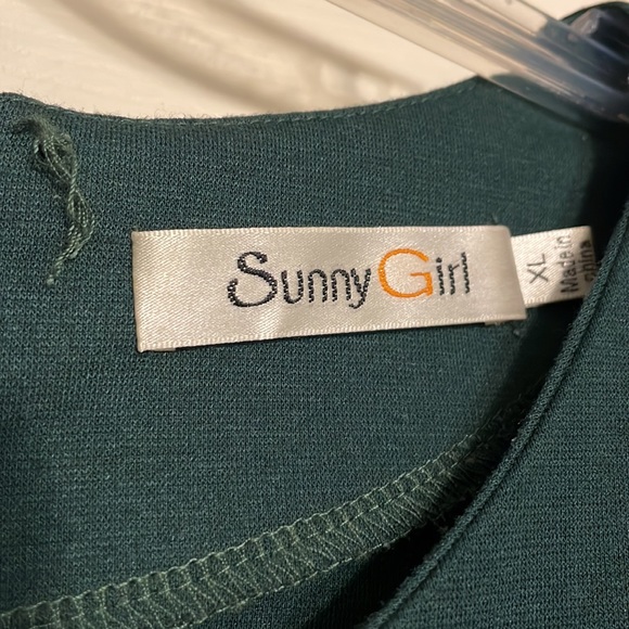 SUNNY GIRL dark green pleated dress - Picture 3 of 5